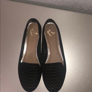 black slip on shoes